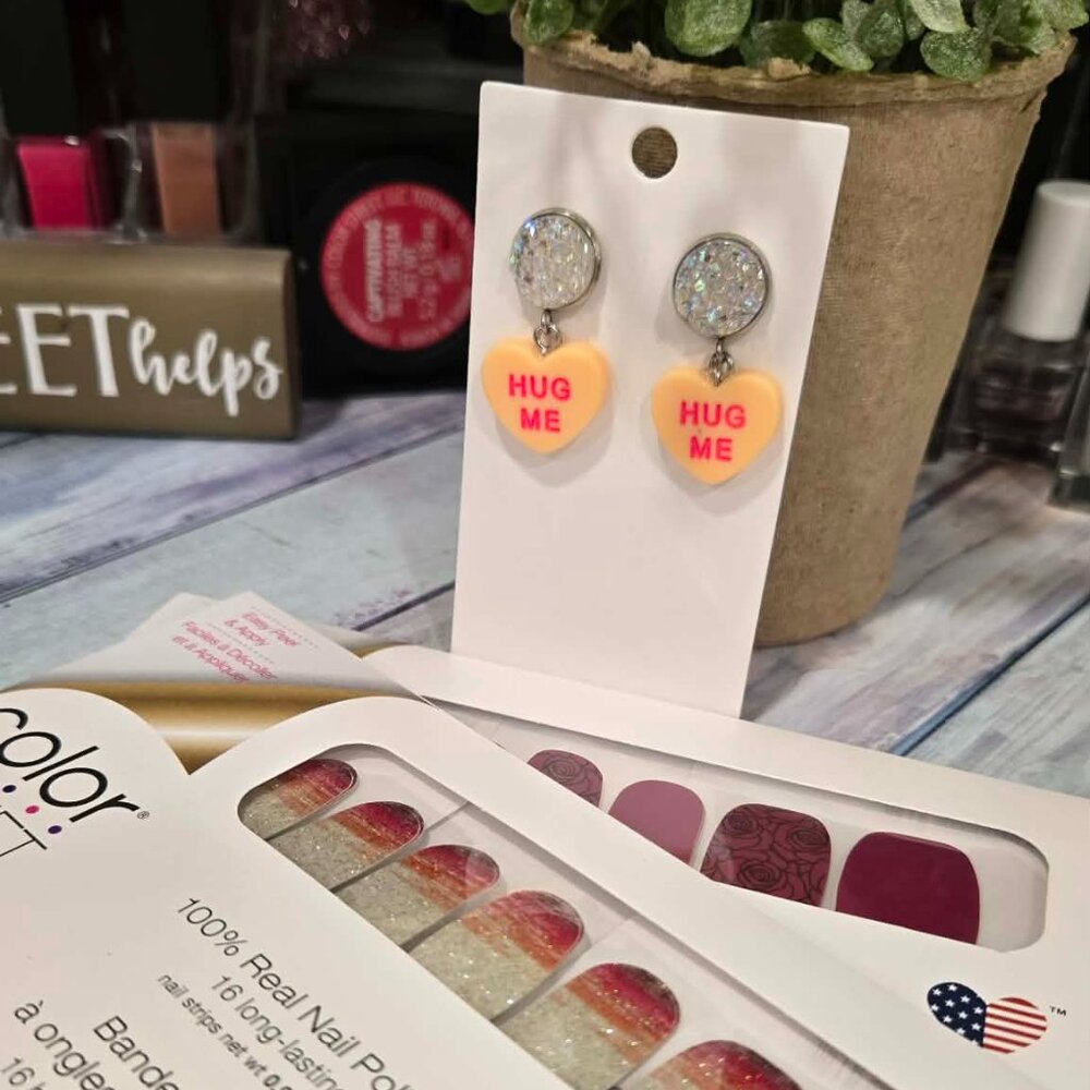 Color Street Valentine Press On Nail Design and Earring Combo